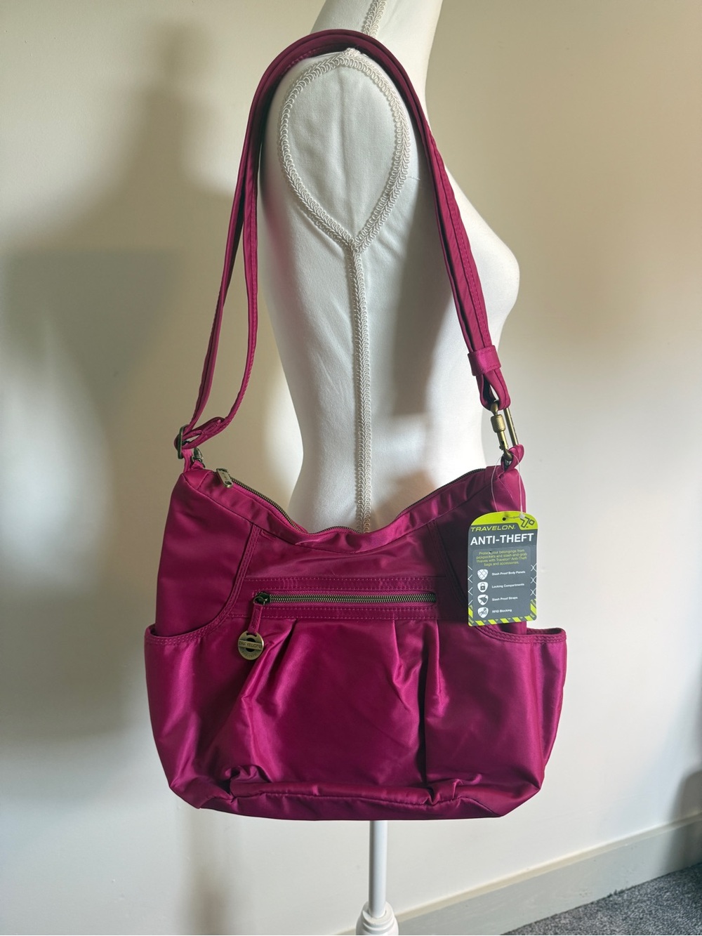 Travelon Anti-Theft Classic Crossbody Hobo Bag Pink Fuchsia NWT - Picture 2 of 9